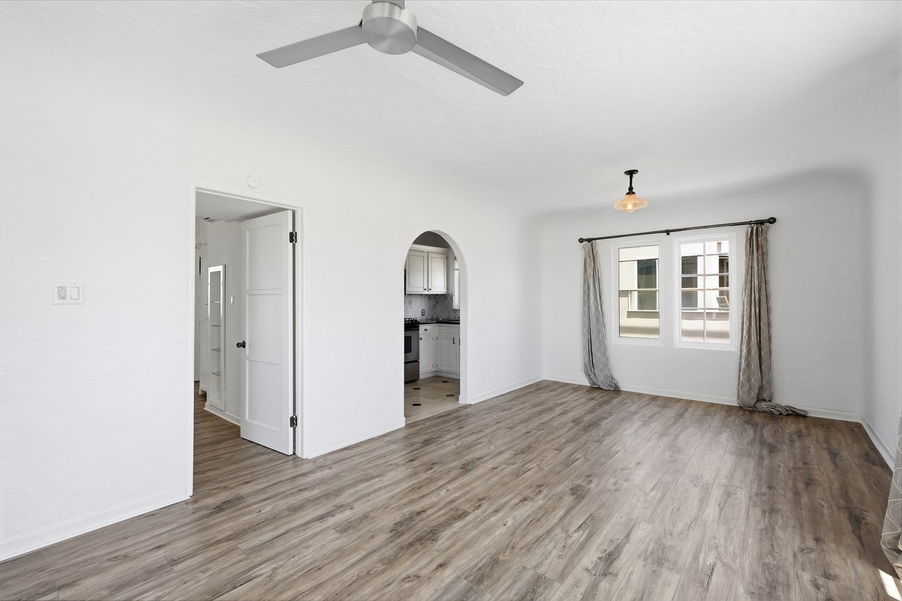 1602 The Strand (Entire Property)