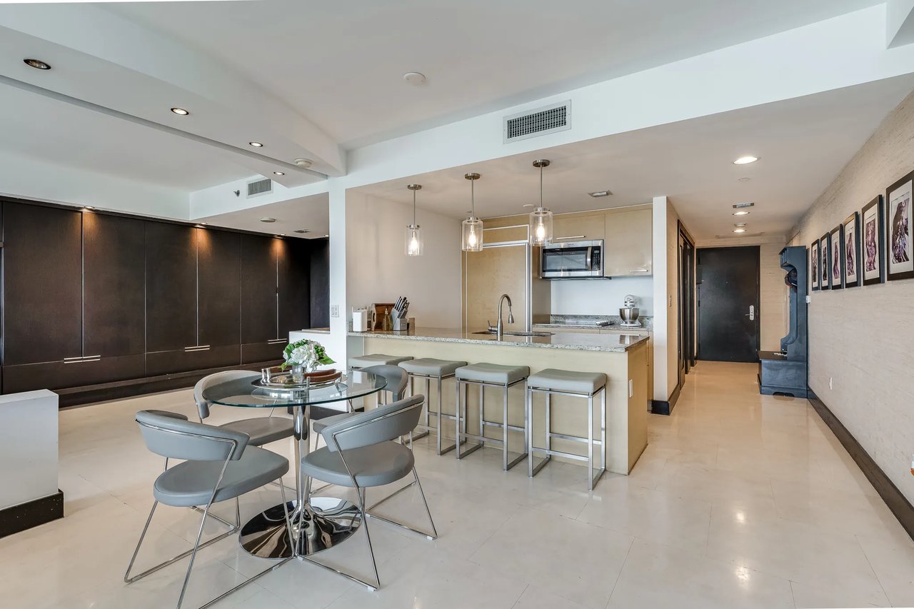 1800 S Ocean Drive, Unit 3109