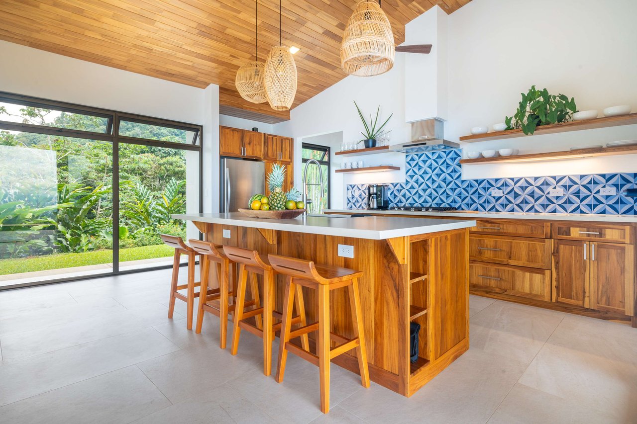 Cascada Sandalo Jaw Dropping Ocean Views!