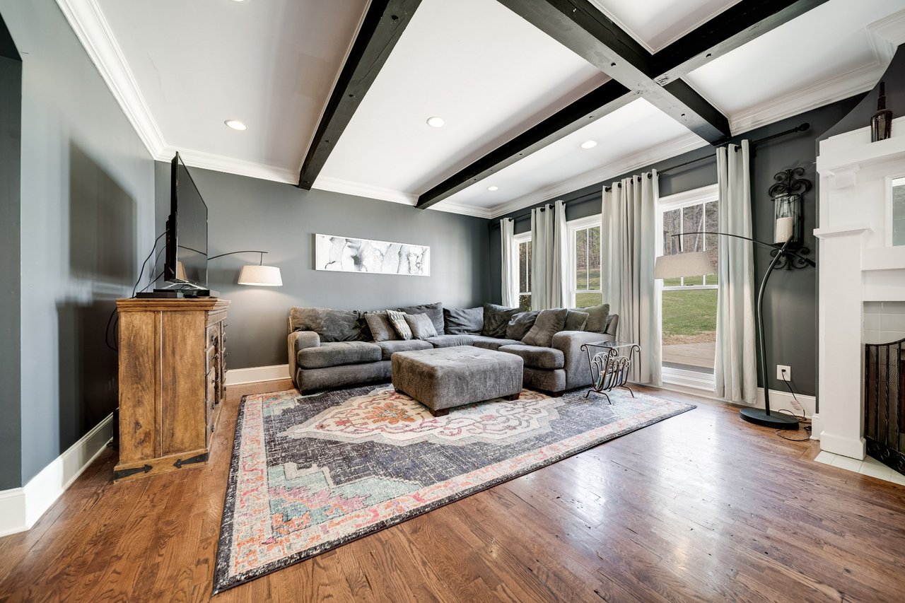 5432 Parker Branch Rd