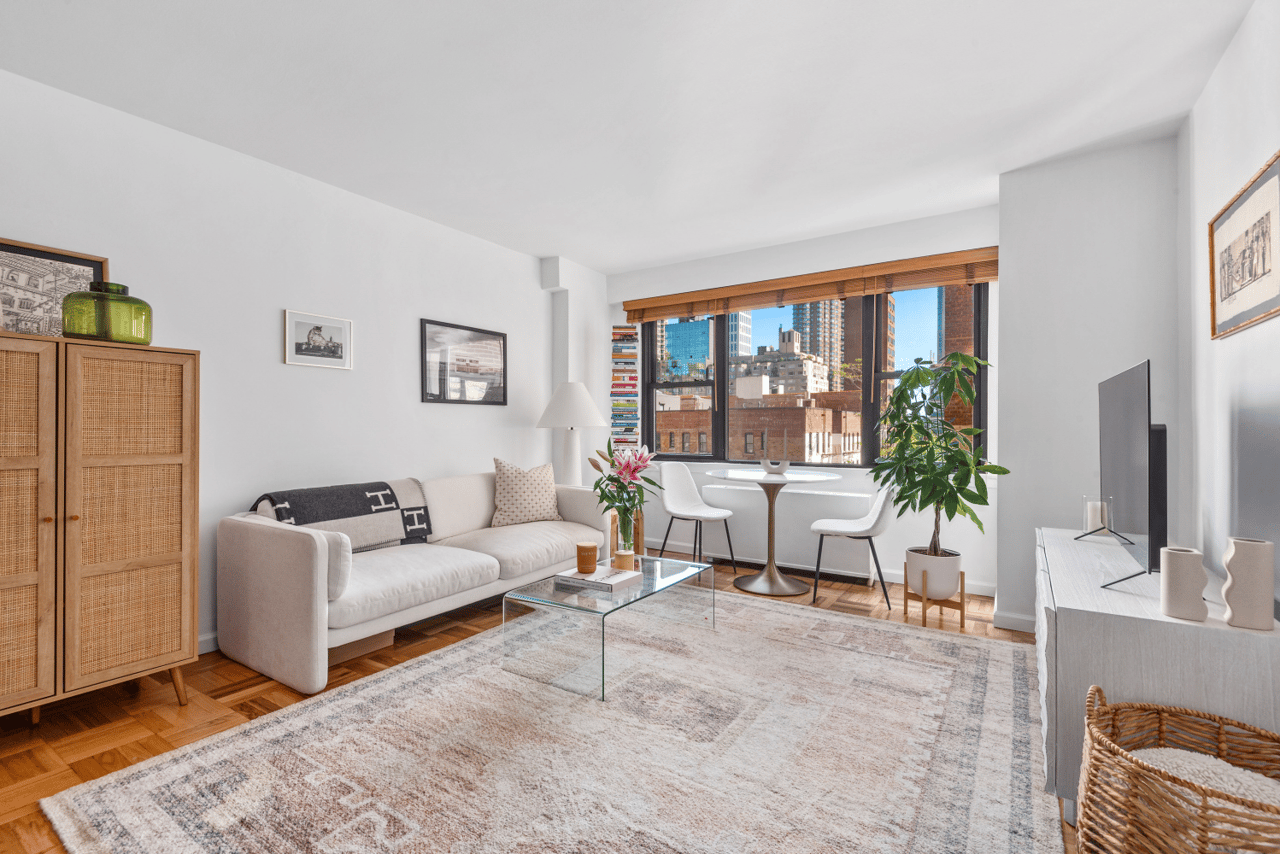 201 East 77th Street 7A