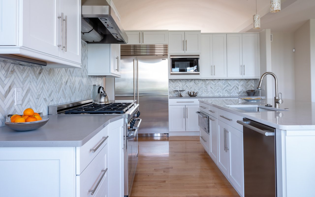 3095 Lafayette Drive