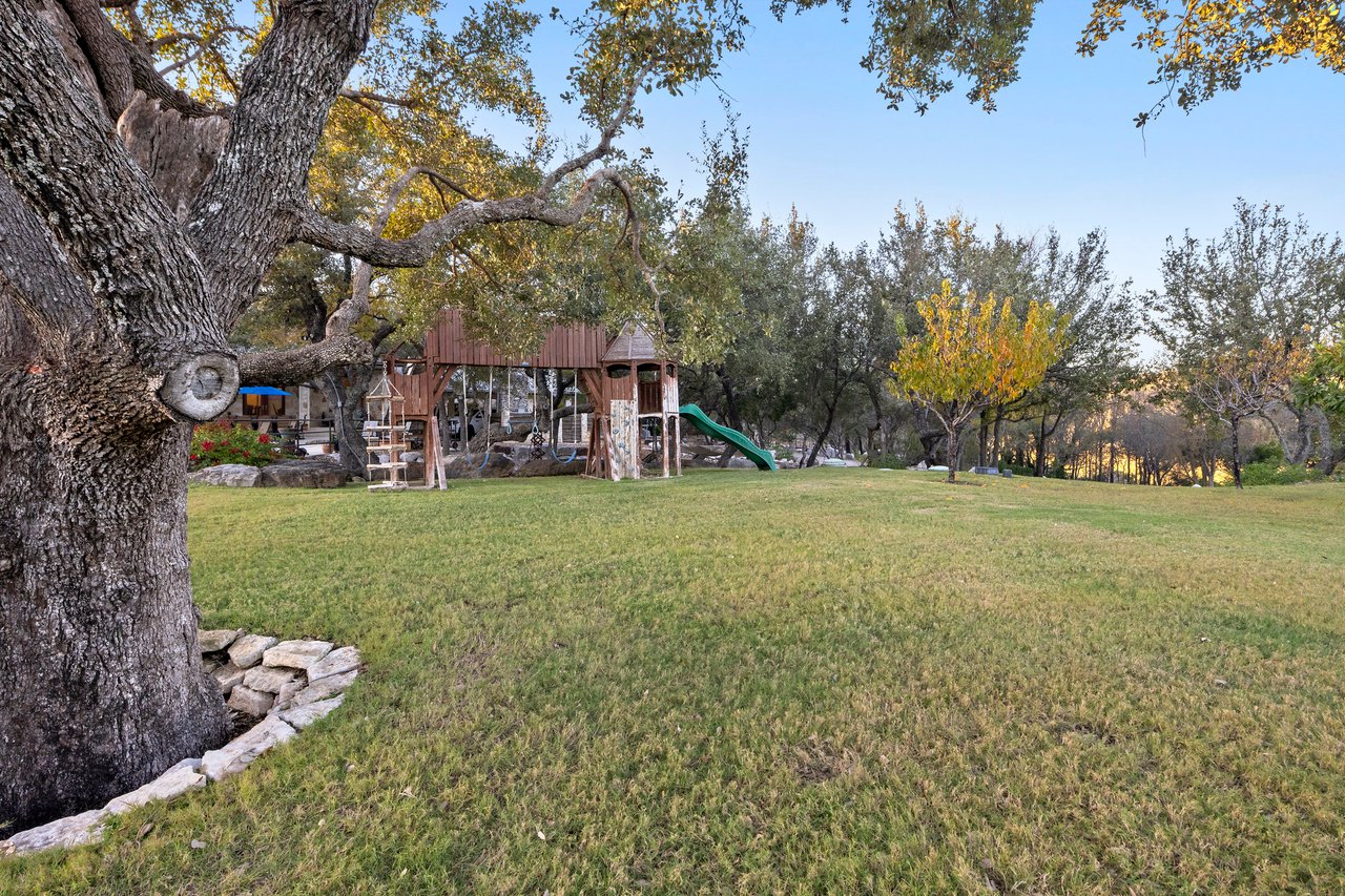 1450 Los Escondidos ST