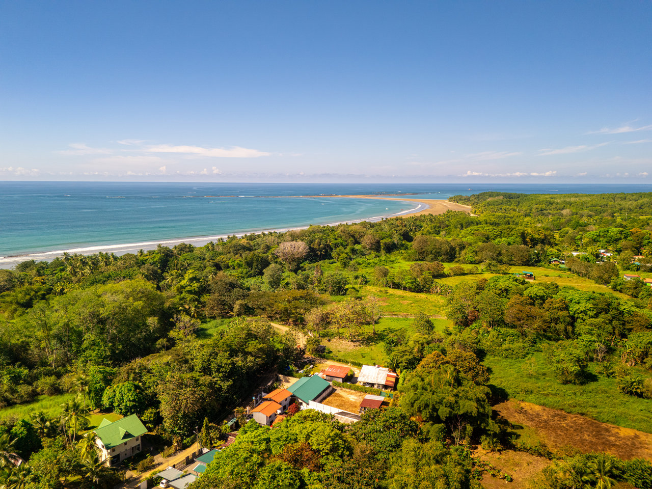 Casa Brisa de La Playa, 2 Bedroom Home Just Steps From the Beach!