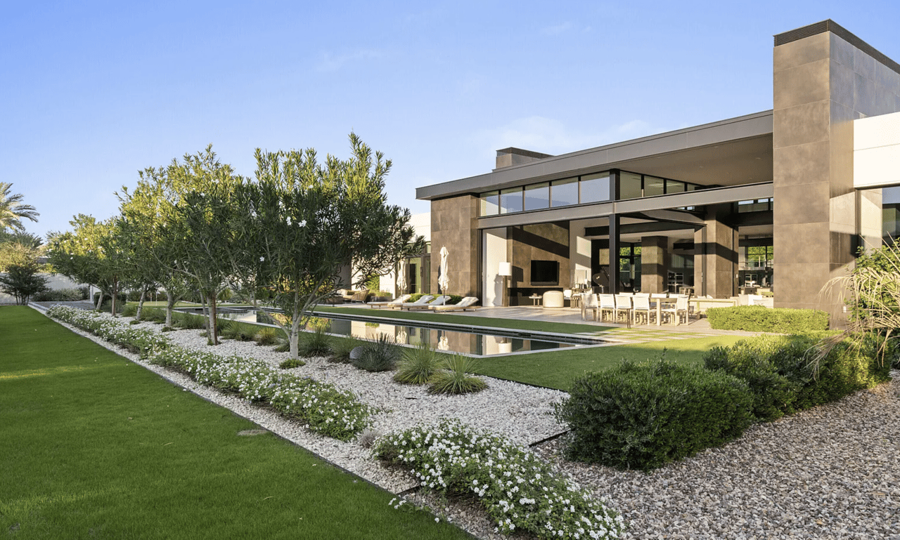 Luxury modern estate with resort like backyard in Paradise Valley Arizona