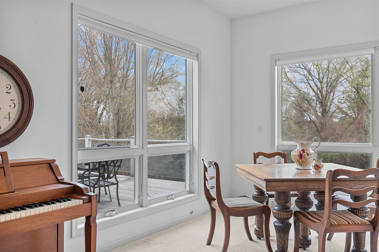 N4725 N Lakeshore Drive