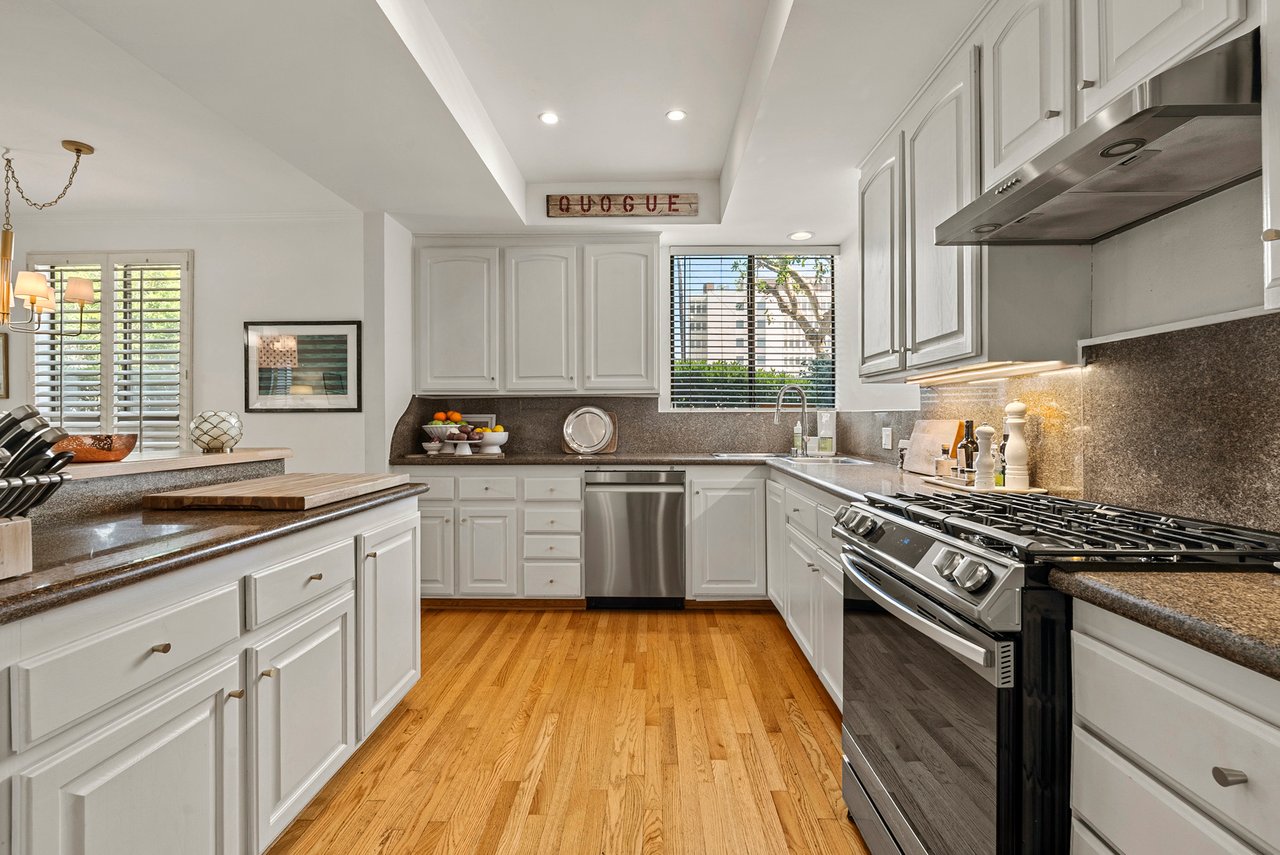 12115 San Vicente Blvd Unit: 111, Brentwood 