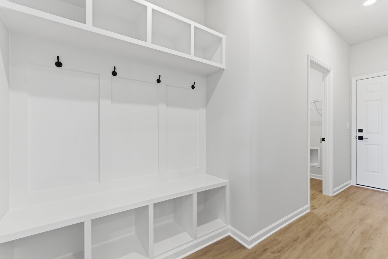 New Market New Build! Move-In Special!