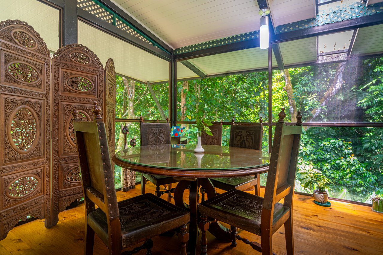 Yaba Chigui, Turnkey Riverside Eco-Resort or Private Family Compound in Ojochal