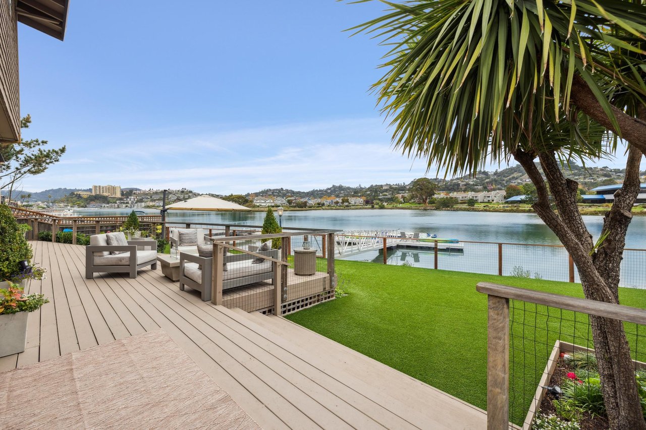 Luxurious Waterfront Home in Larkspur Marina