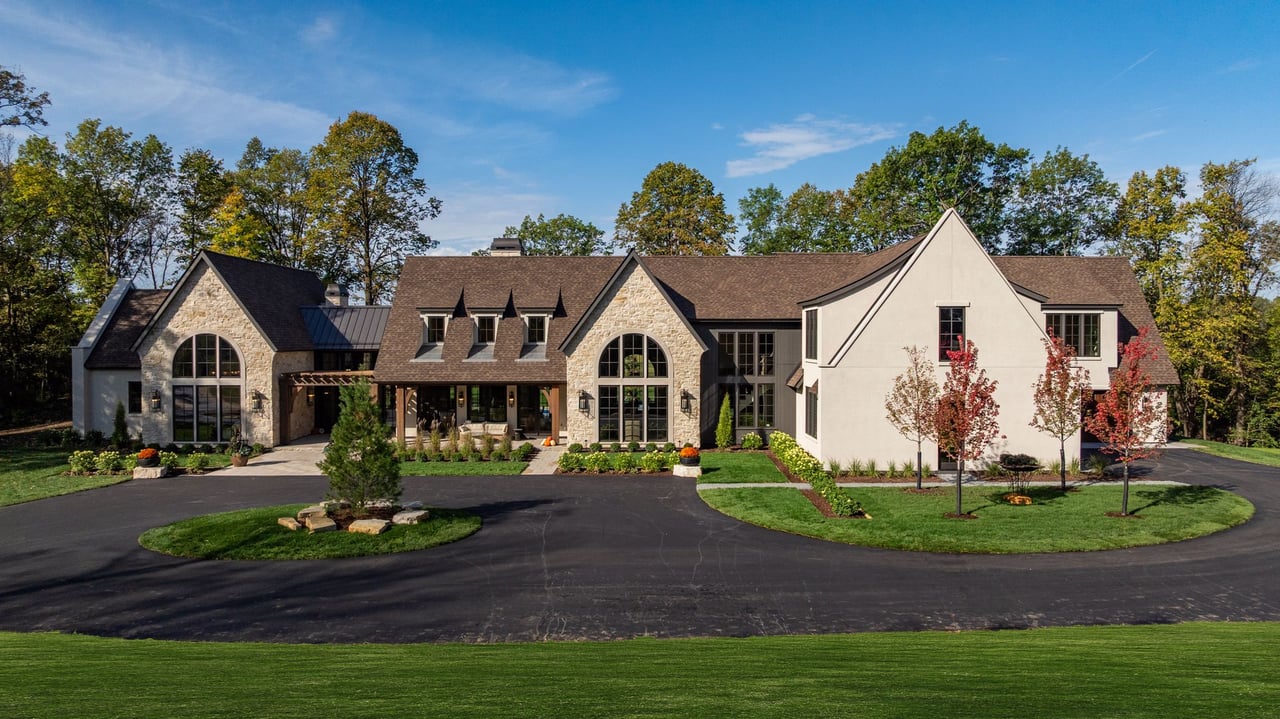2295 Tamarack Drive, Medina