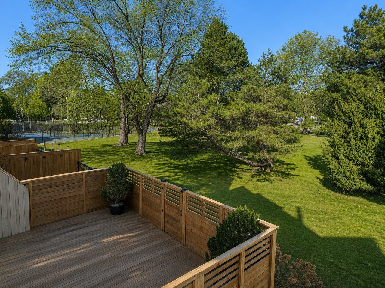 63 Tradewind Drive, Oakville