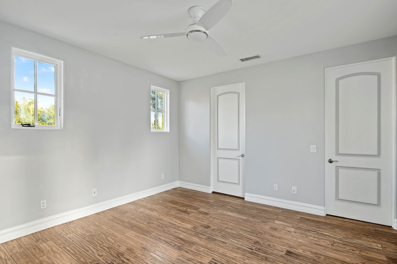5309 Louise Ave, Encino