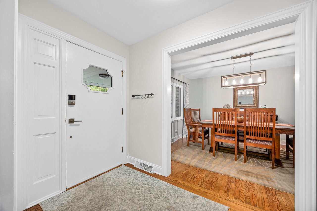 317 39th St, Downers Grove