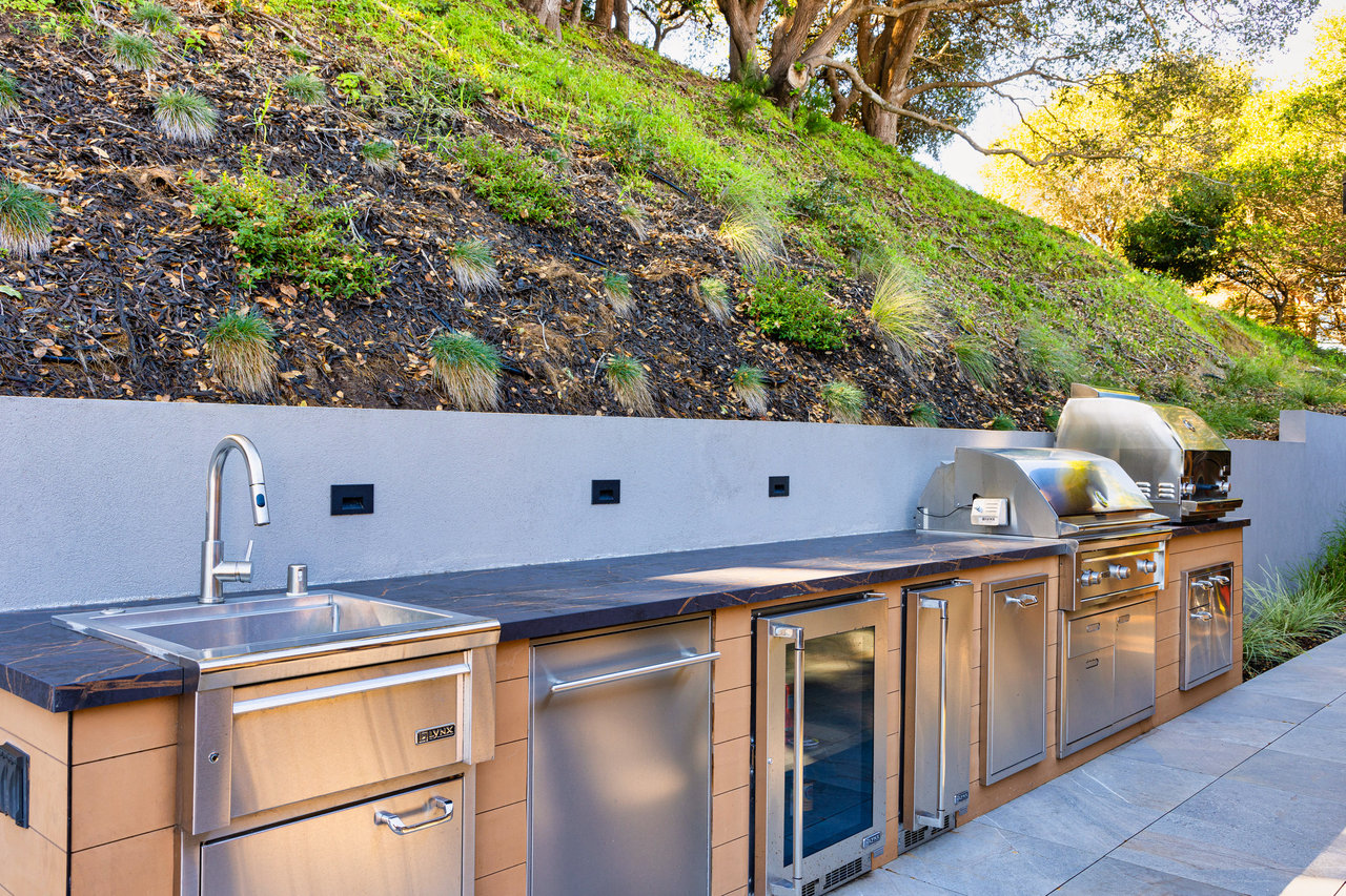 Modern Luxury - Completed in 2020