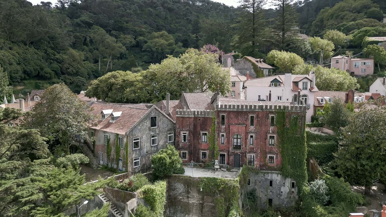 Villa D'águeda | Historic Palace with Approved Luxury Projects in the Heart of Sintra