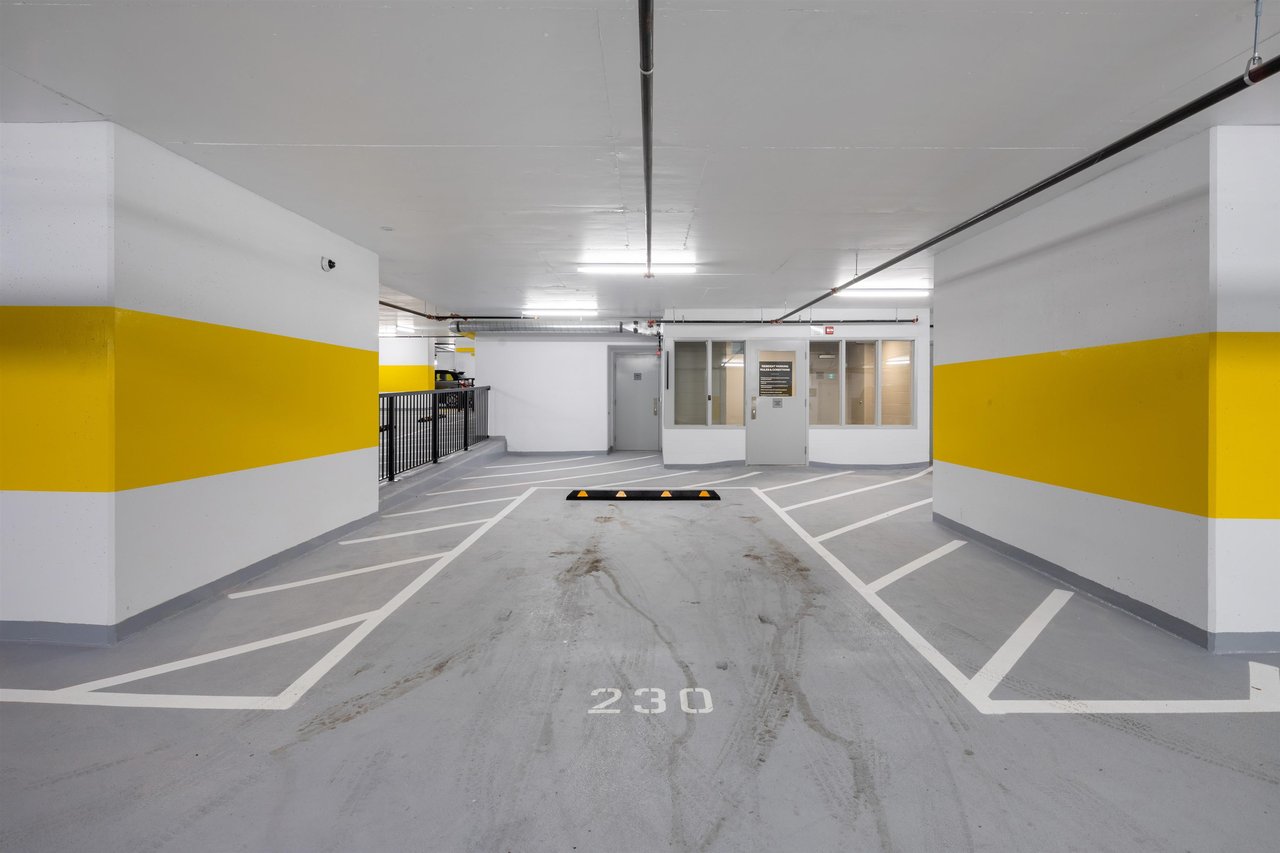 2303-567 Clarke Rd