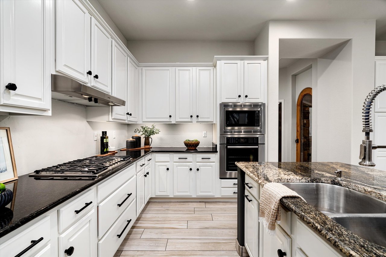 11115 E WINCHCOMB Drive, Scottsdale