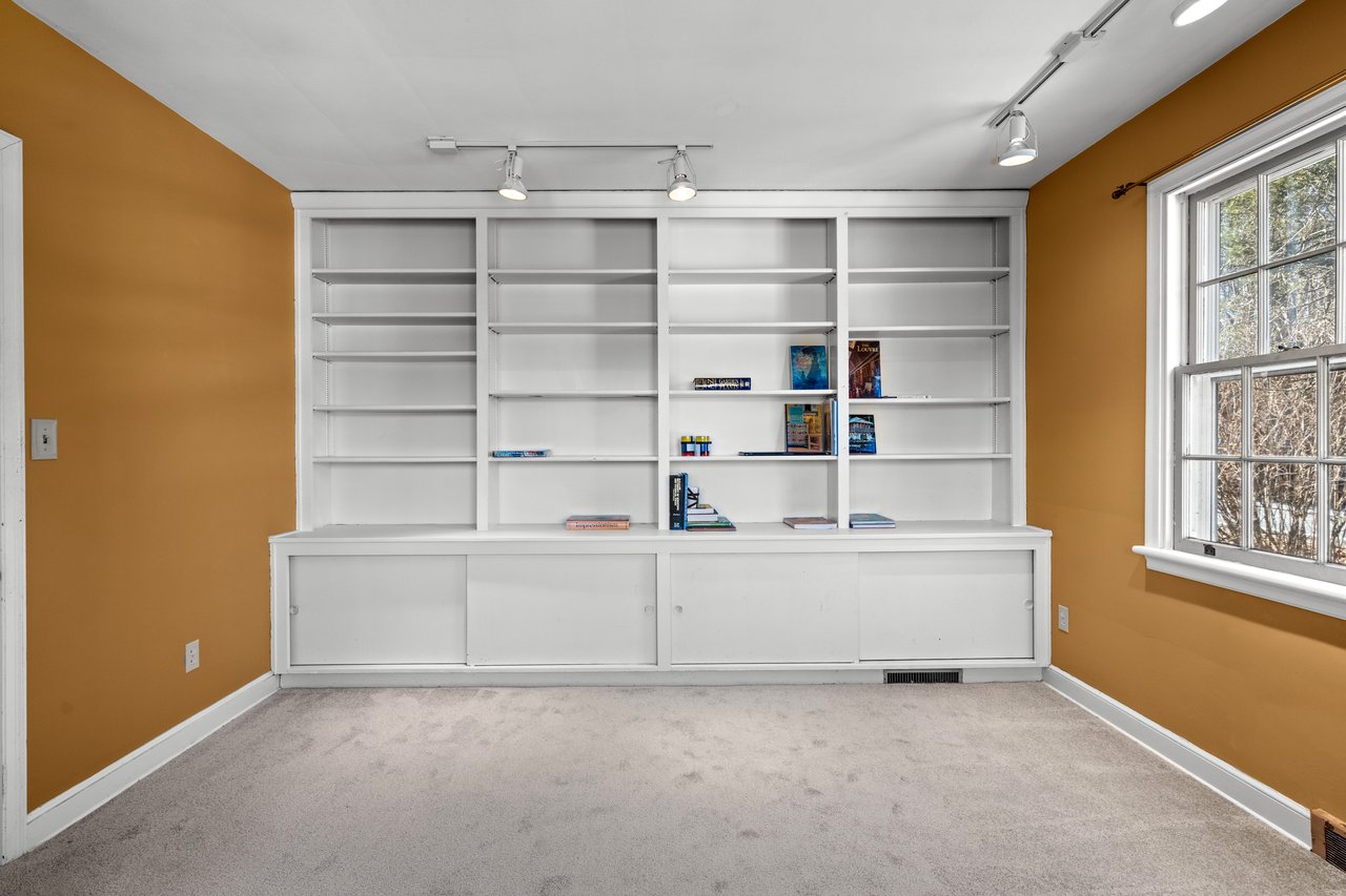 2016 Stonesthrow Road