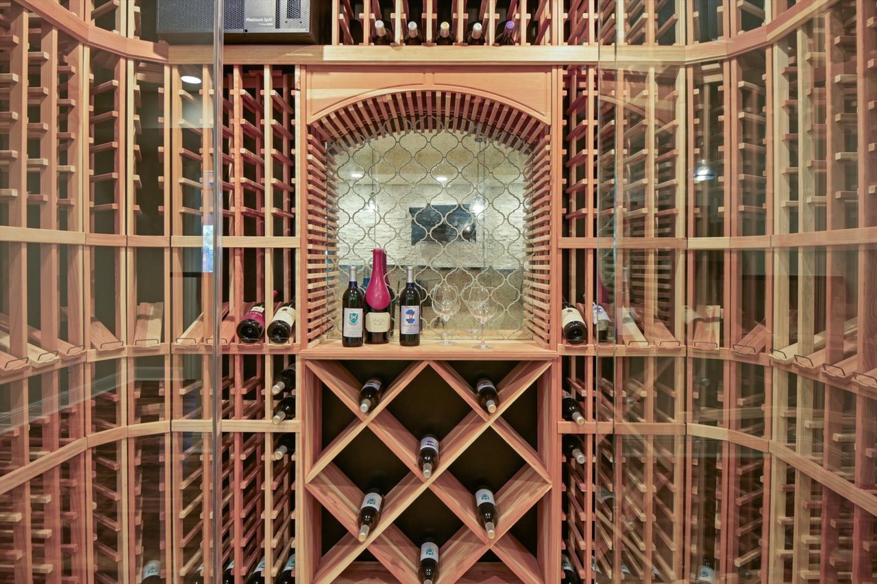 6881 Northstar Court