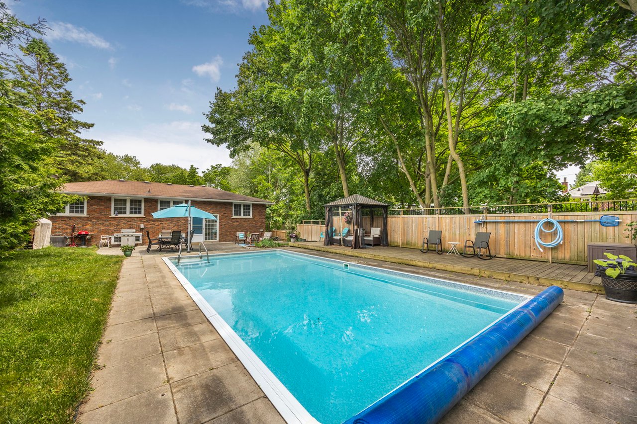 210 Richard Avenue, Newmarket