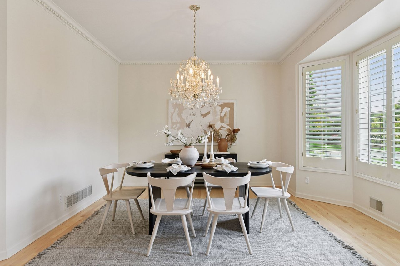 2487 Crowne Hill Road, Minnetonka