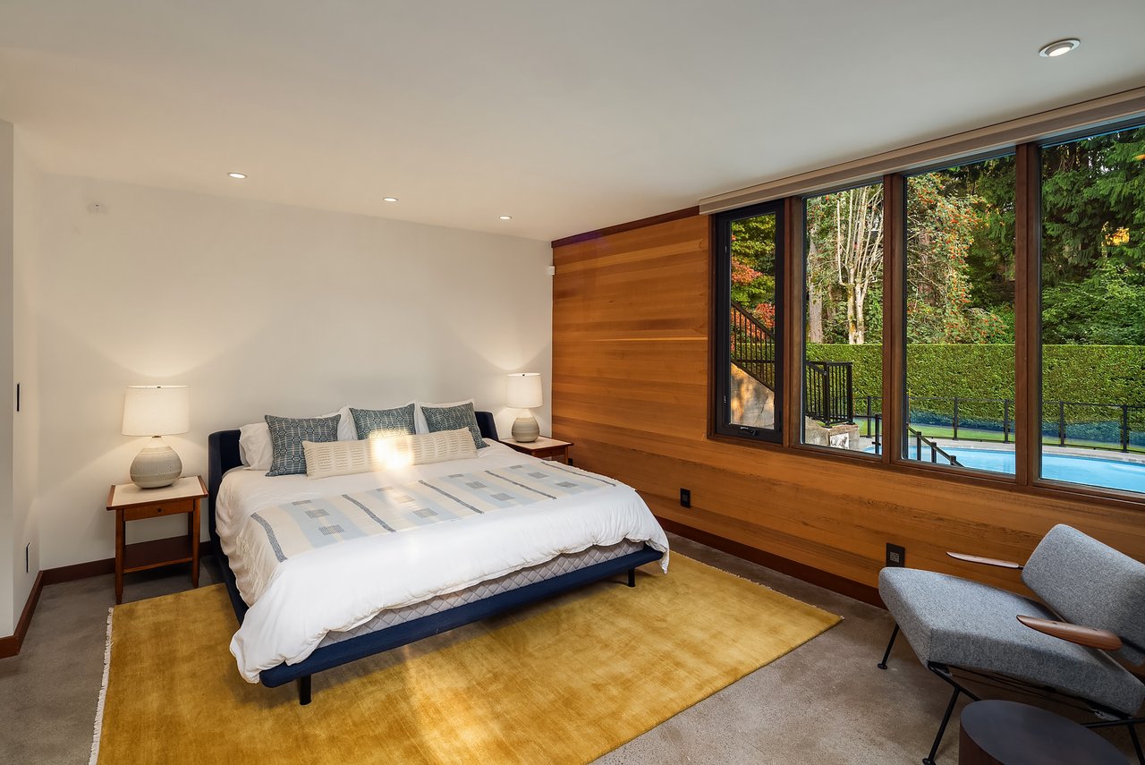 4343 W McLaren Street