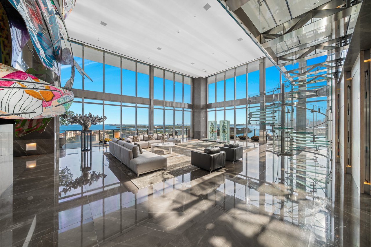 Apogee Penthouse