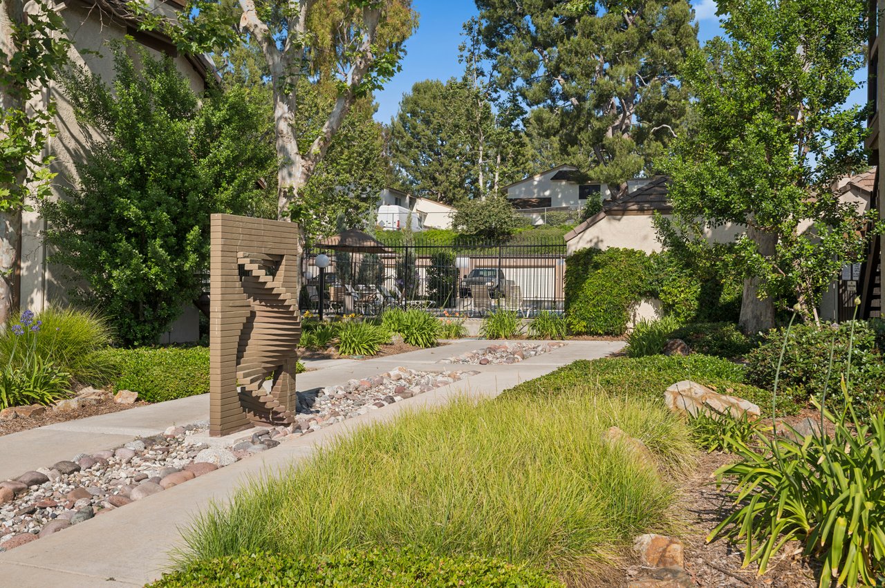 620 N Brea Boulevard 56