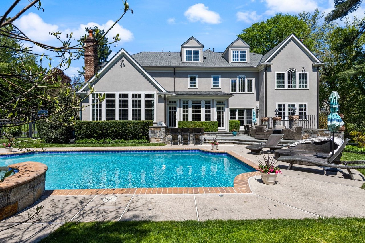 775 Parkes Run Ln