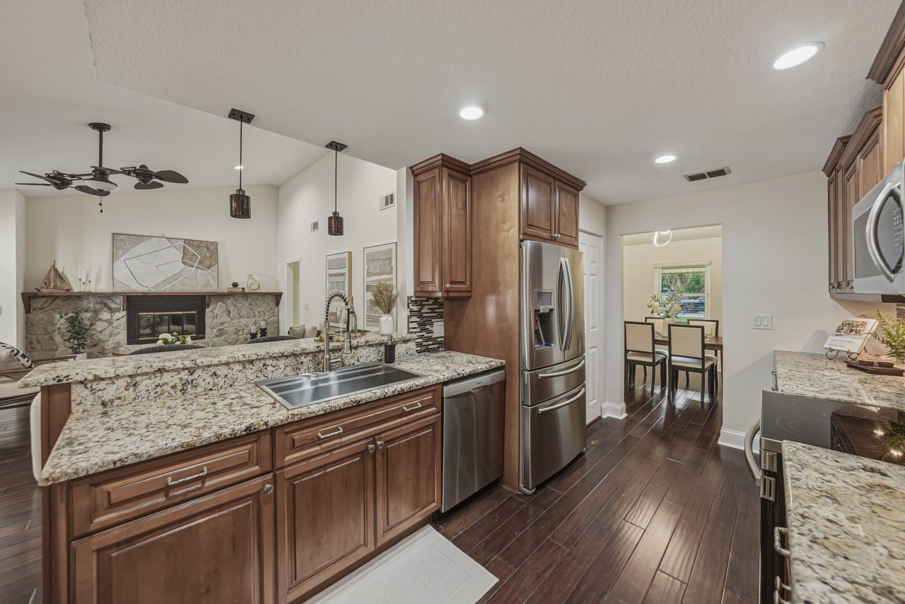 7601 Thunderhead Street