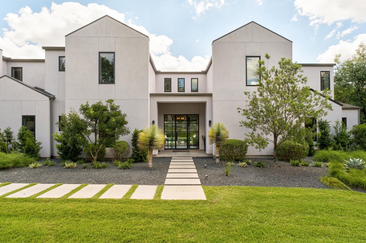 203 Wildcat Hollow and 100 Redbud Trail