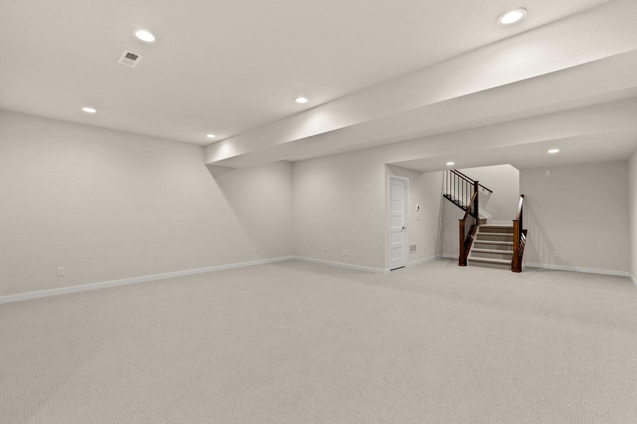 Fusion 1C - Finished Basement & 2-1 Buydown Included
