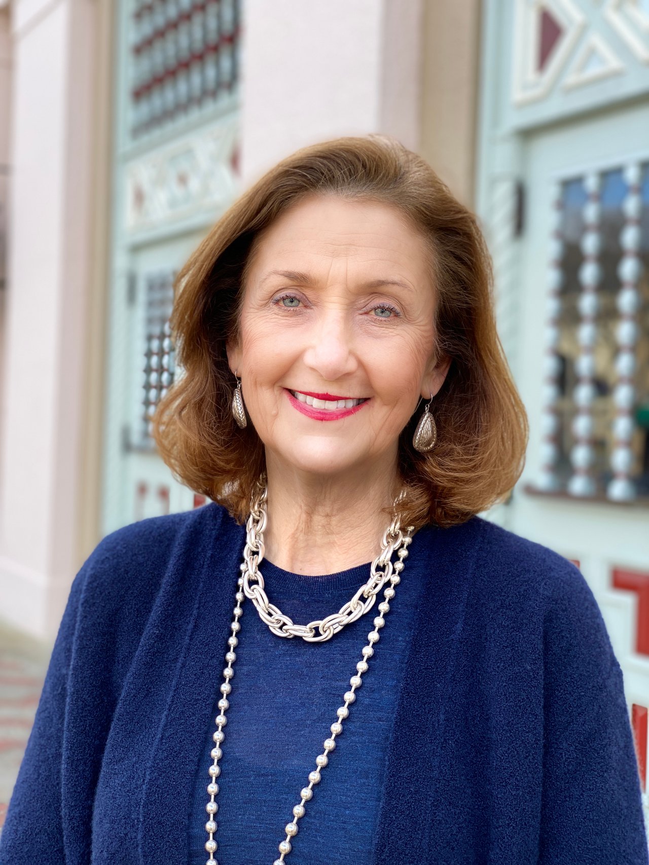 Miriam Chirko Burlingame, CA Real Estate Agent Headshot