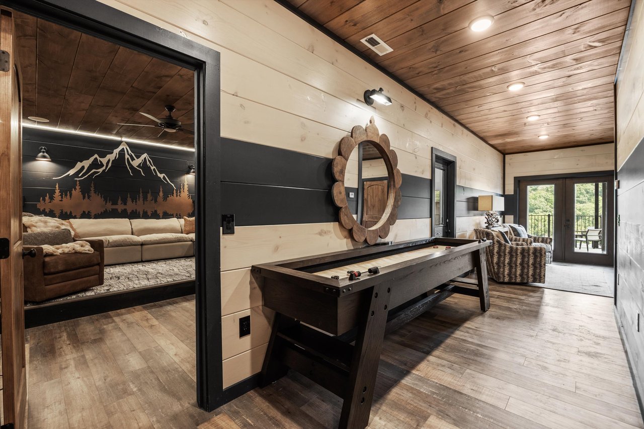 1362 Rambling Creek Way