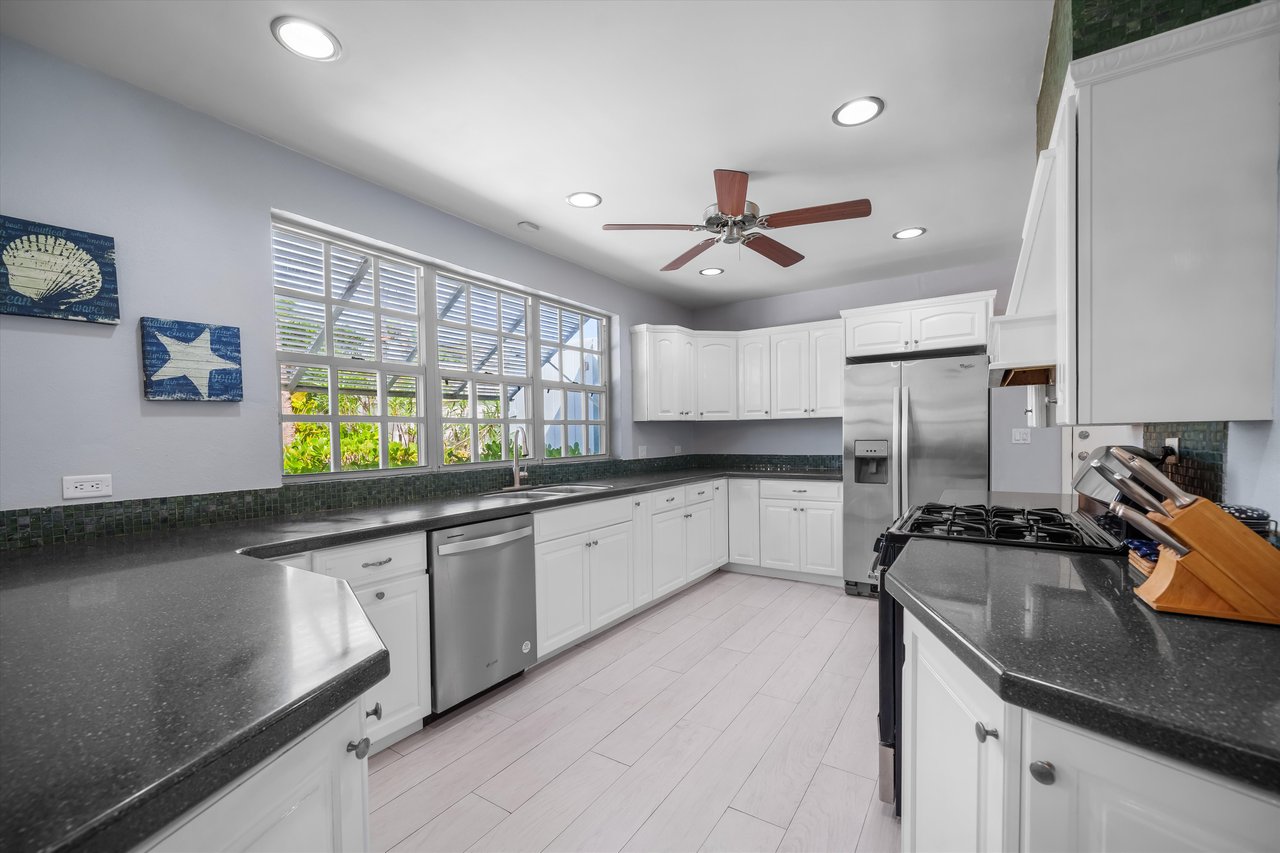 Water's Edge— A Turnkey Waterfront Estate