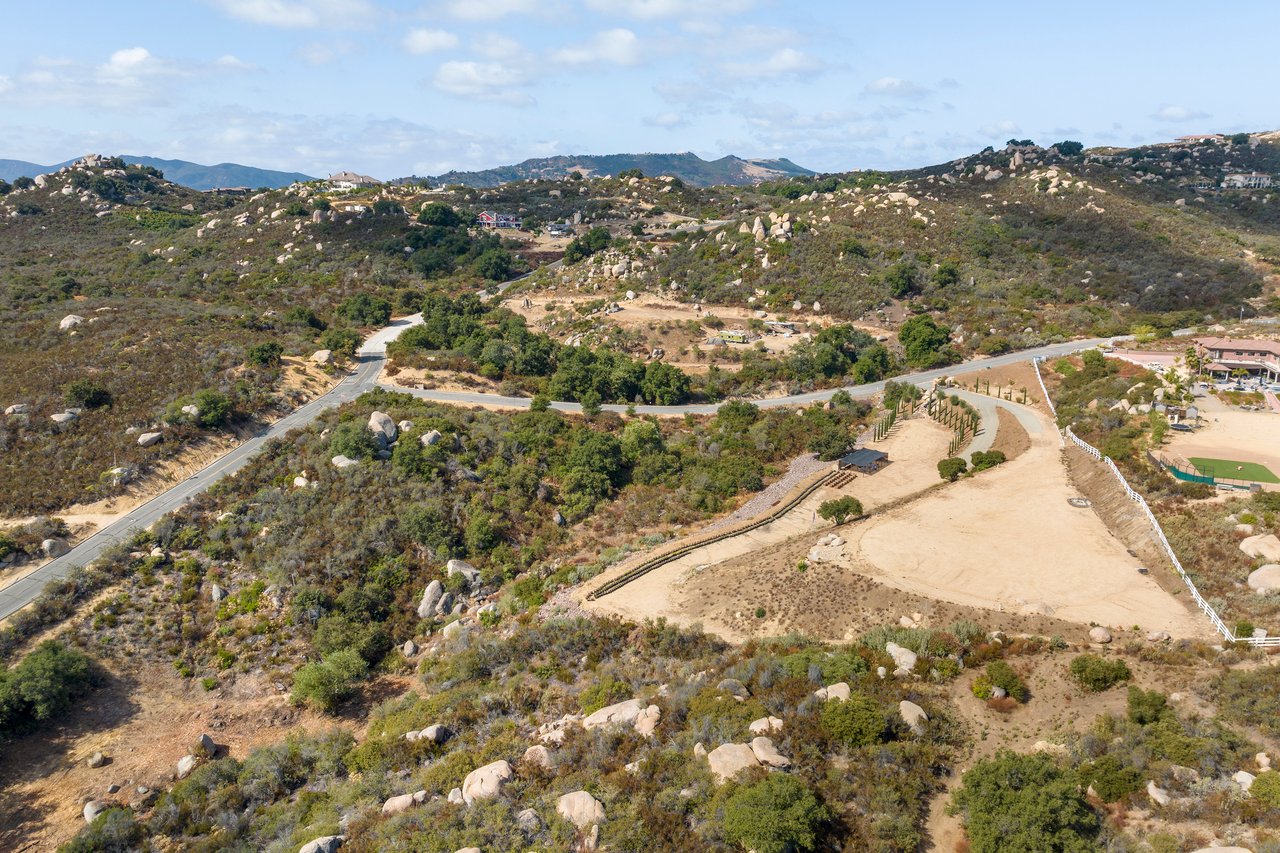 42302 Hacienda Dr.