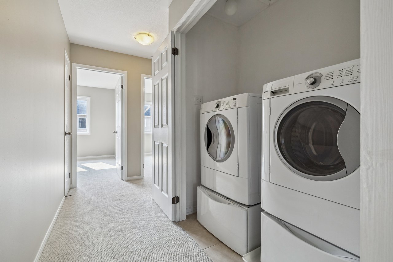Freehold Townhouse on Quiet Court