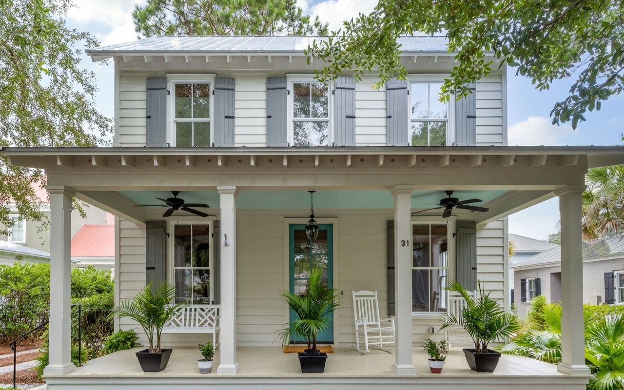 Charming I’On Cottage – 31 Mises Street
