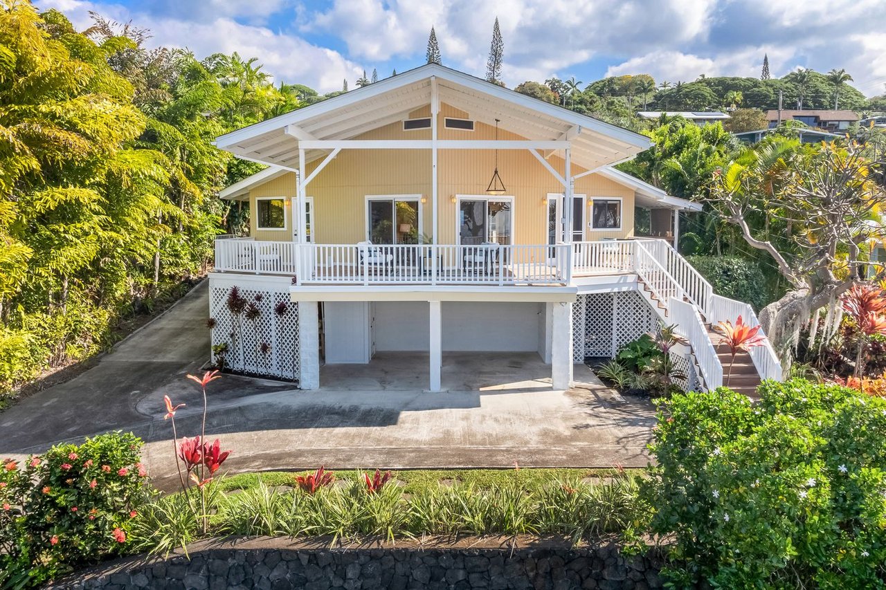 This Hawaii-Style Home Offers Stunning Sunset, Coastline Views and More