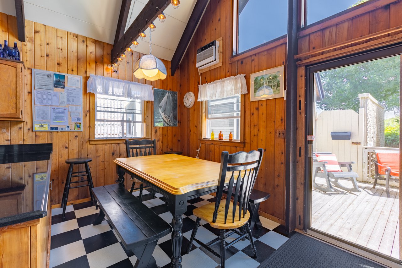 89 Pine Walk