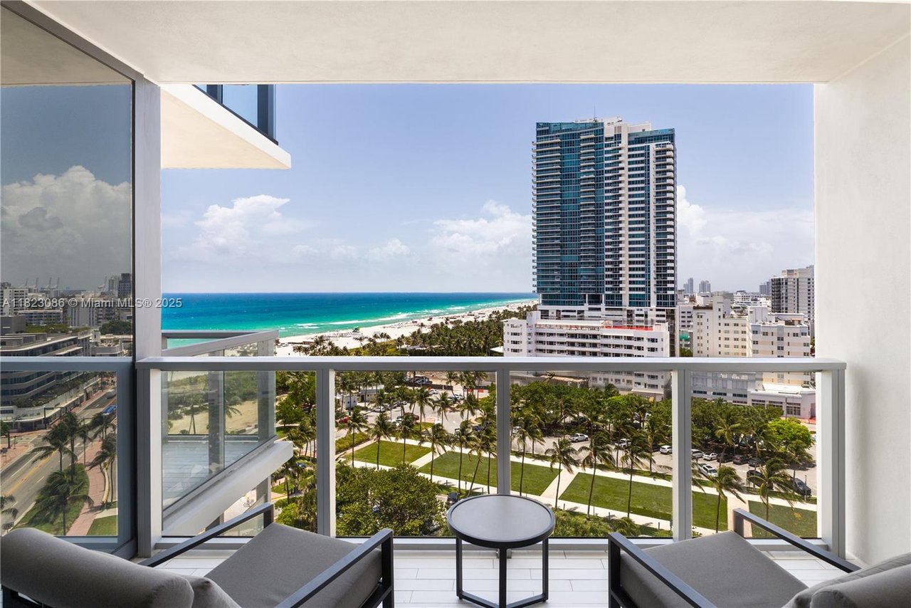 2201 Collins Ave, #1203