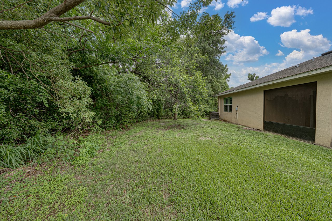 12322 EASTPOINTE DR