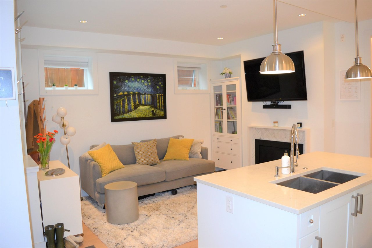 2519 W 8th Avenue, Vancouver