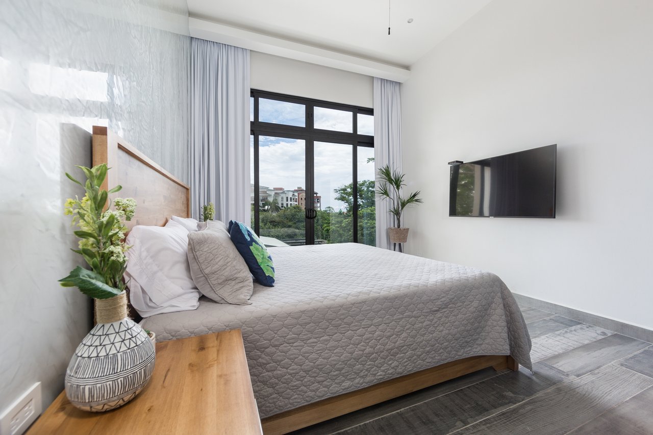 Casa Giving Tree | Modern 5-Bed Luxury Home with Beach Access in Tamarindo, Costa Rica