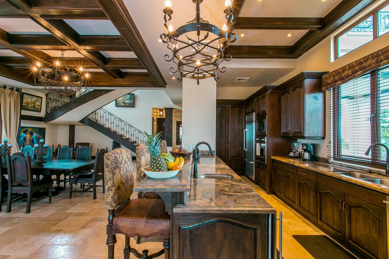 Panoramic Ocean Luxury Estate