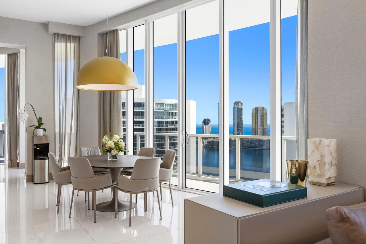 4100 Island Blvd # 1 Unit: PH-1