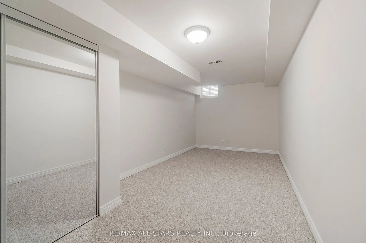 18 Pinehurst Club Way