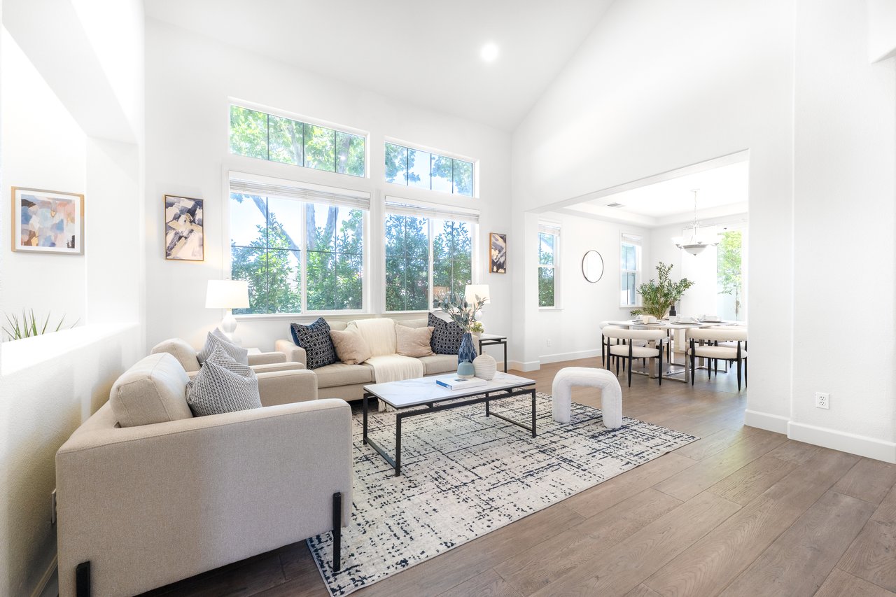 5947 Pala Mesa Dr