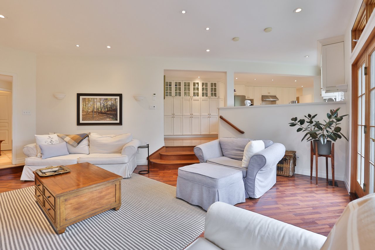 1268 Hillhurst Road, Oakville